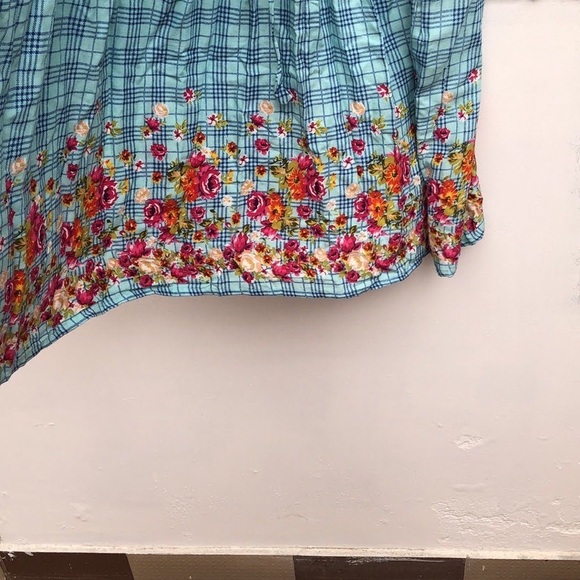 Blue floral dress with plaid - Picture 6 of 9